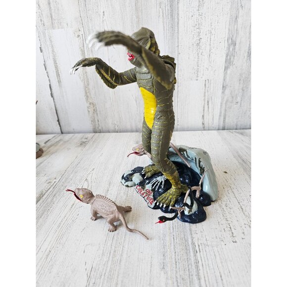 monogram‎ Creature from Blue lagoon 1994 kit 630 - Picture 2 of 10